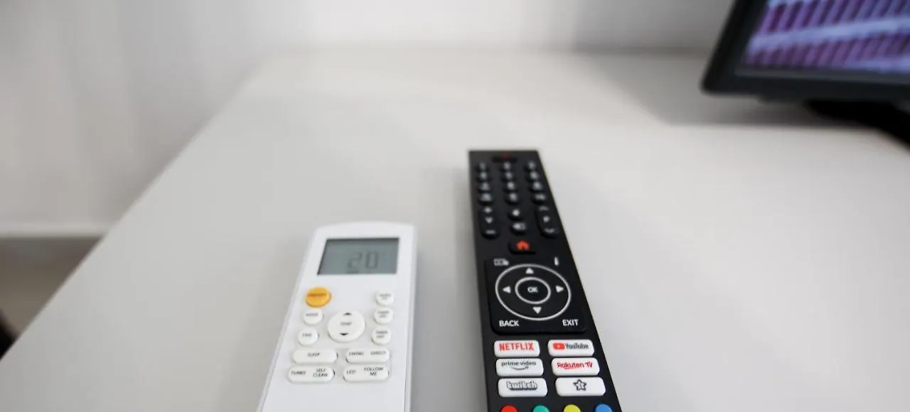 Apartment Vitan Central Oasis - Free Secured Private Parking - Self Check-In - Bucharest Romania