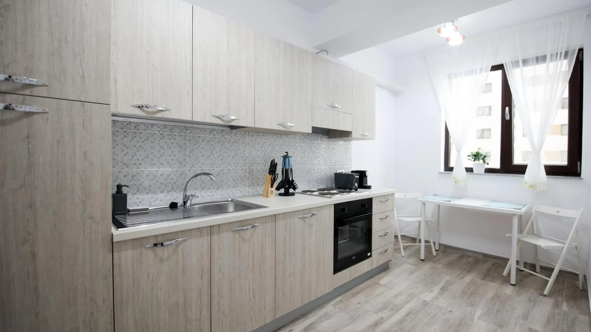 Vitan Central Oasis - Free Secured Private Parking - Self Check-In - Bucarest